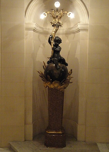 Shangri-La Hotel Paris