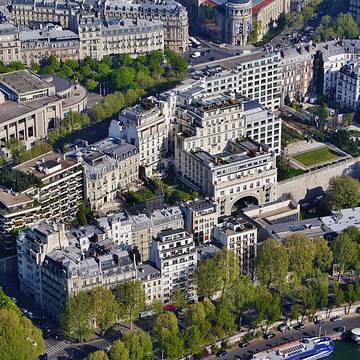 Shangri-La Hotel Paris
