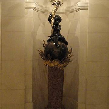 Shangri-La Hotel Paris