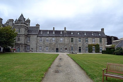 Photo de Château de Maillé à Plounévez-Lochrist