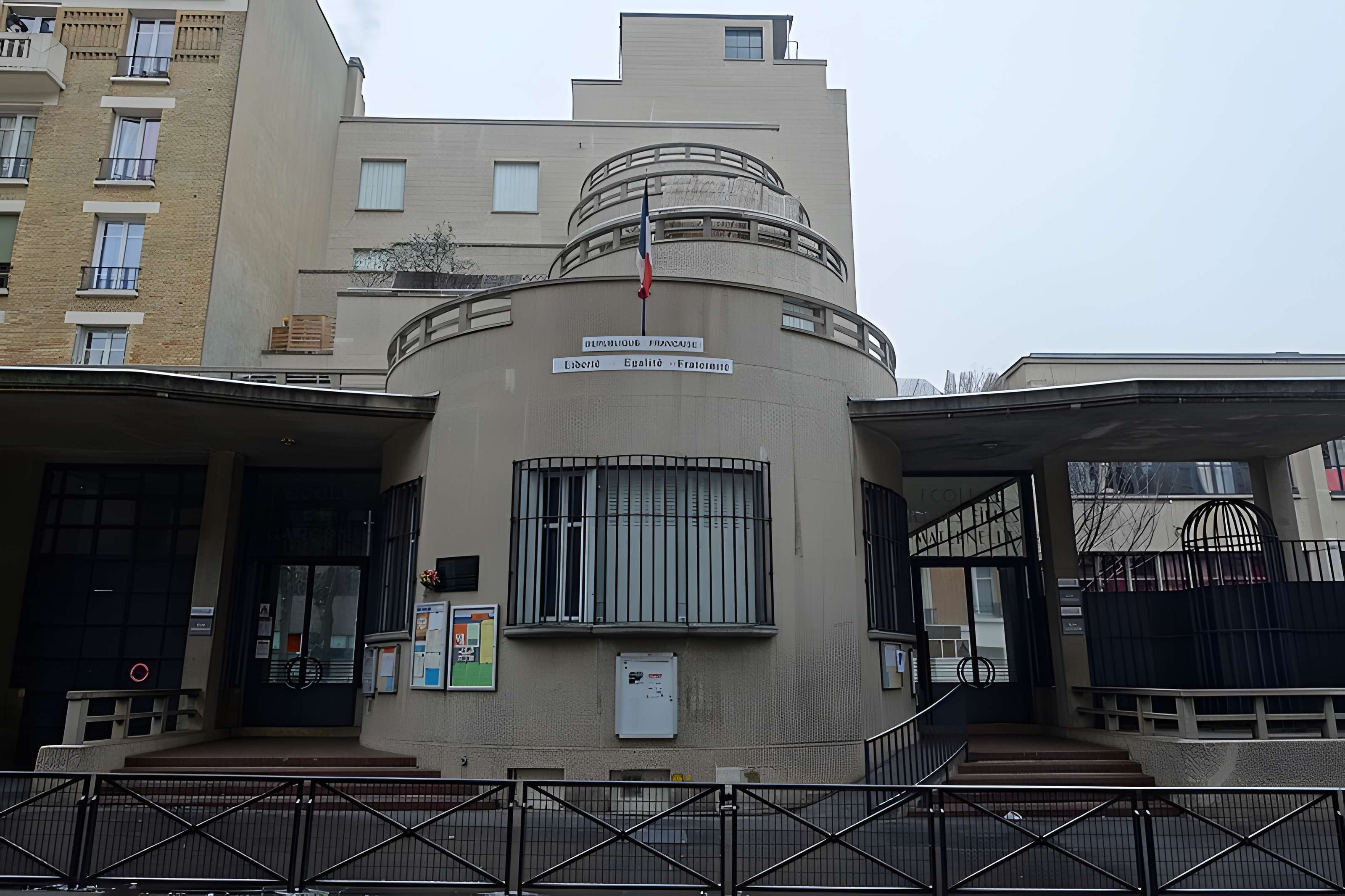 Groupe scolaire 10 Rue Küss - Paris 13ème
