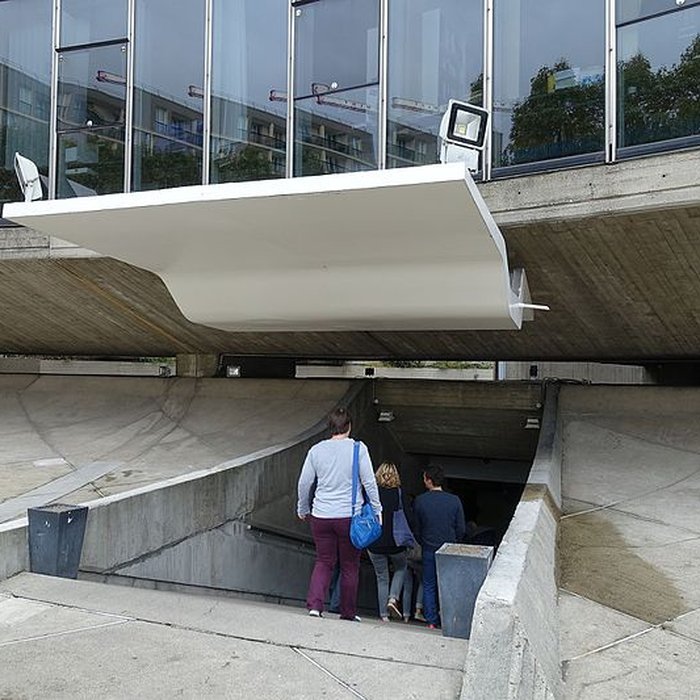 Photo de Immeuble abritant le siège du Parti Communiste Français