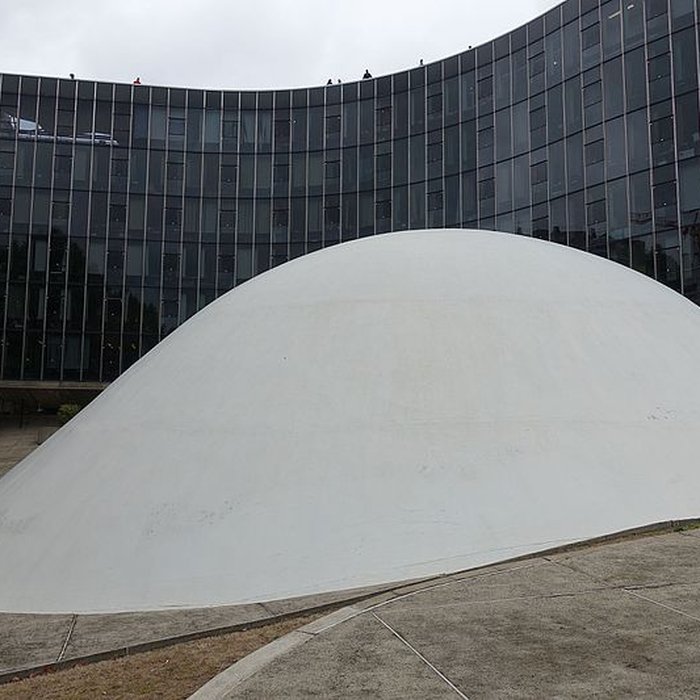 Photo de Immeuble abritant le siège du Parti Communiste Français