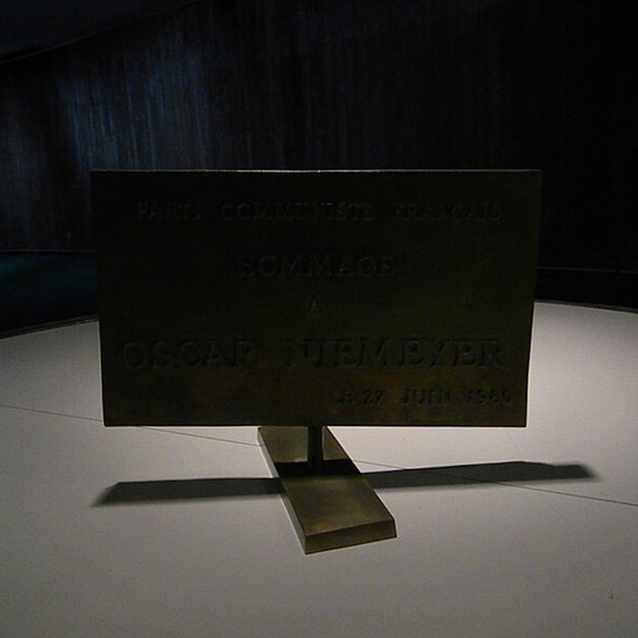 Photo de Immeuble abritant le siège du Parti Communiste Français