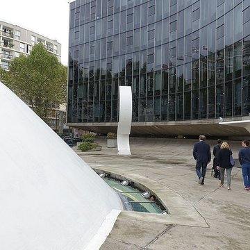 Immeuble abritant le siège du Parti Communiste Français