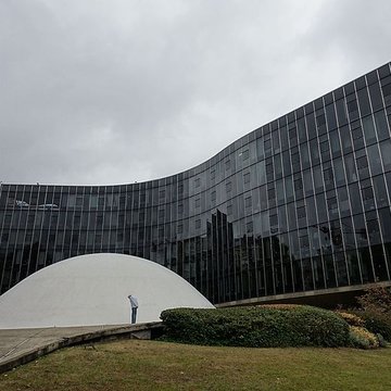 Immeuble abritant le siège du Parti Communiste Français