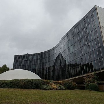 Immeuble abritant le siège du Parti Communiste Français