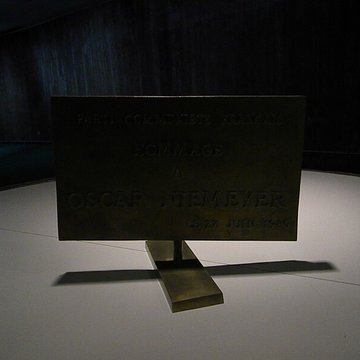 Immeuble abritant le siège du Parti Communiste Français