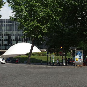 Immeuble abritant le siège du Parti Communiste Français