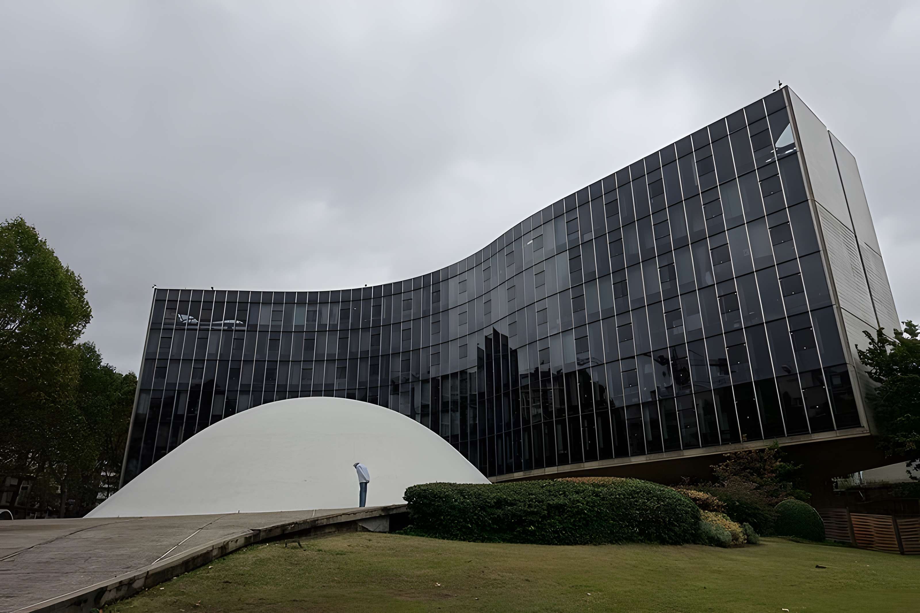 Immeuble abritant le siège du Parti Communiste Français