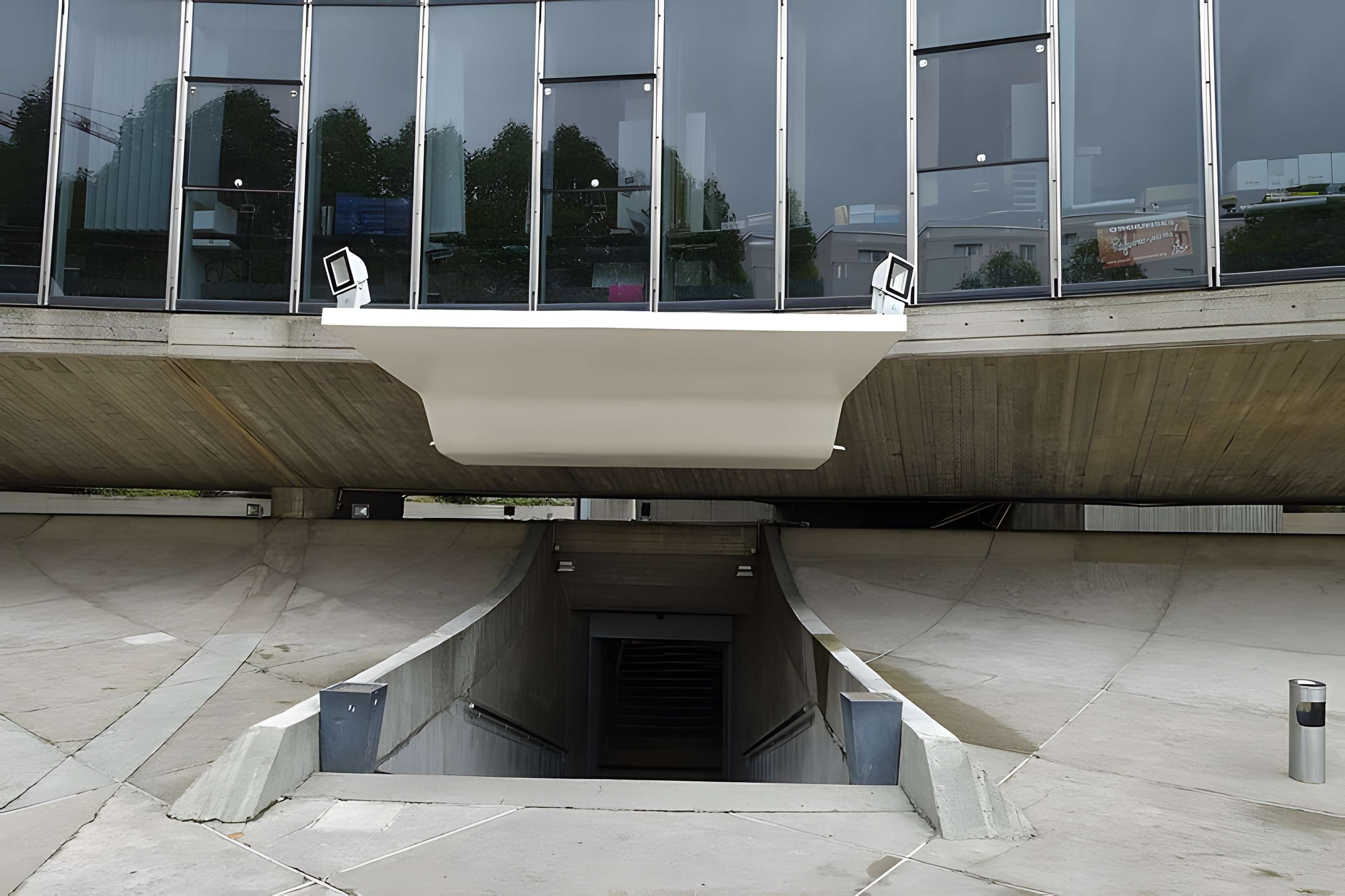 Immeuble abritant le siège du Parti Communiste Français