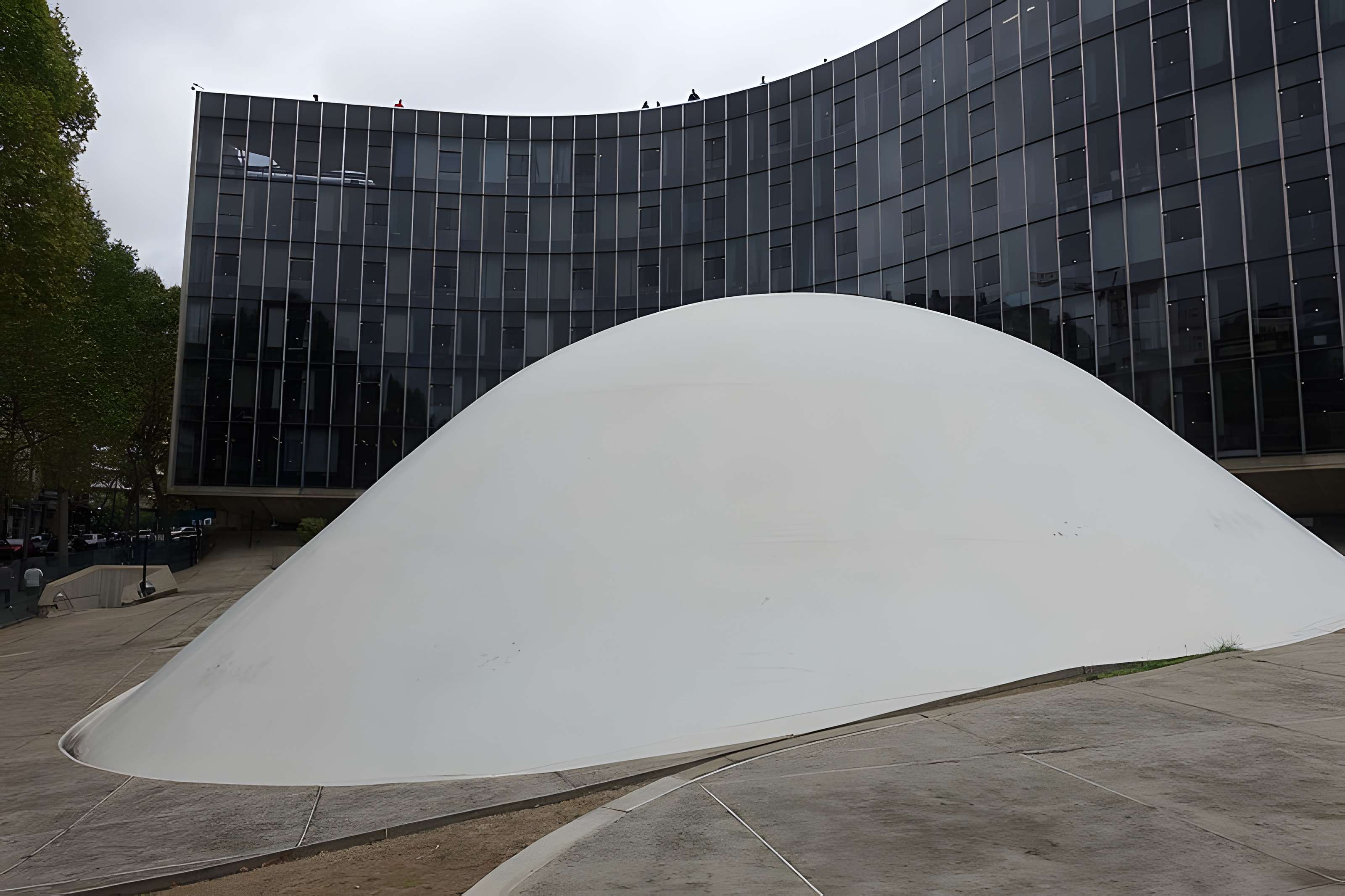 Immeuble abritant le siège du Parti Communiste Français