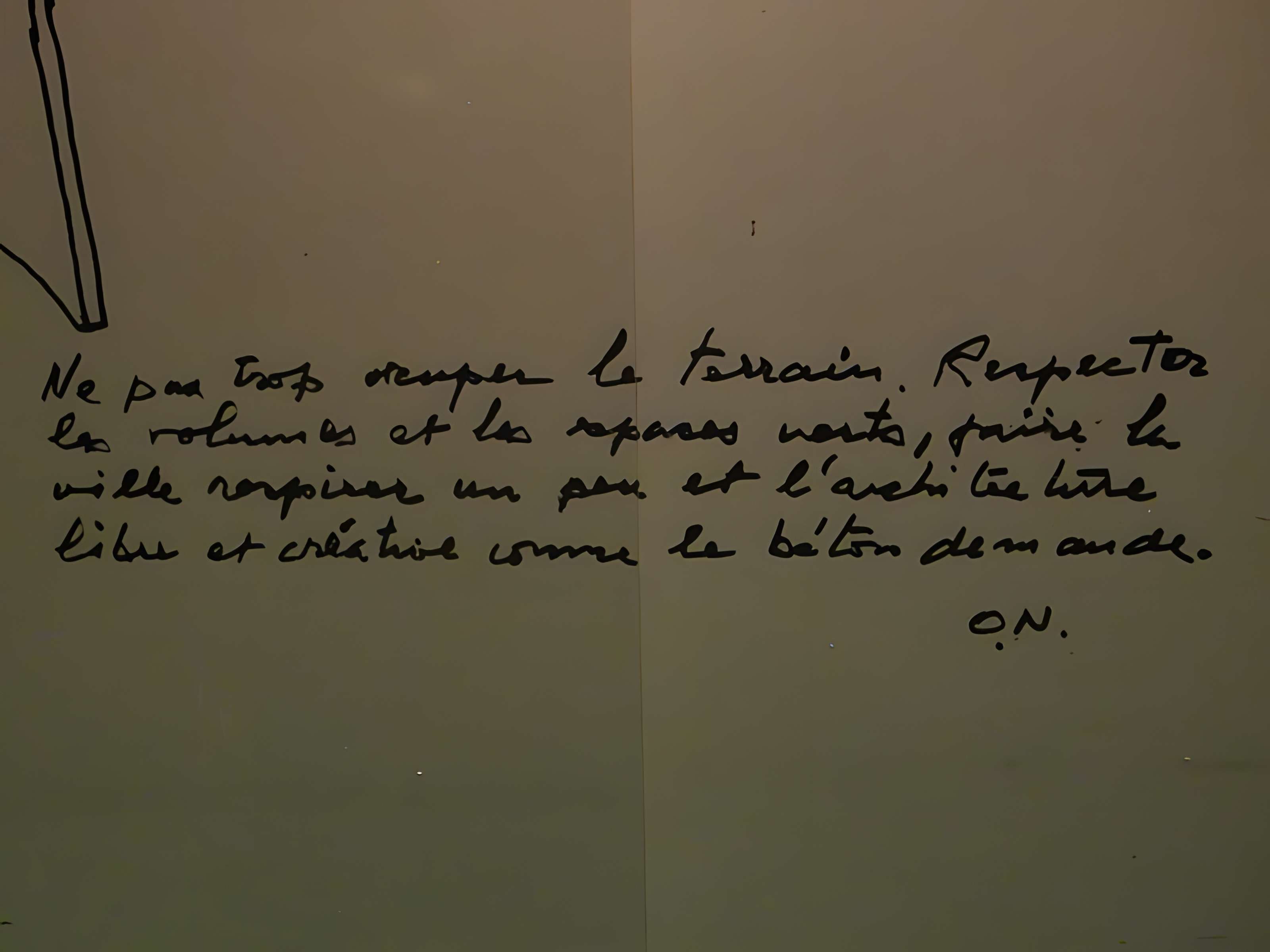 Immeuble abritant le siège du Parti Communiste Français