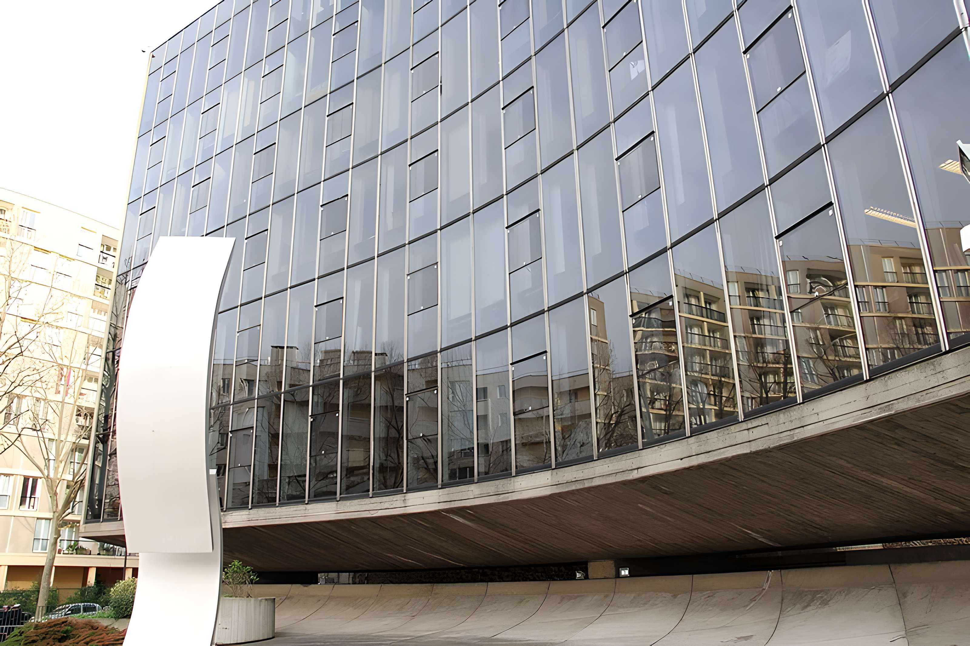 Immeuble abritant le siège du Parti Communiste Français