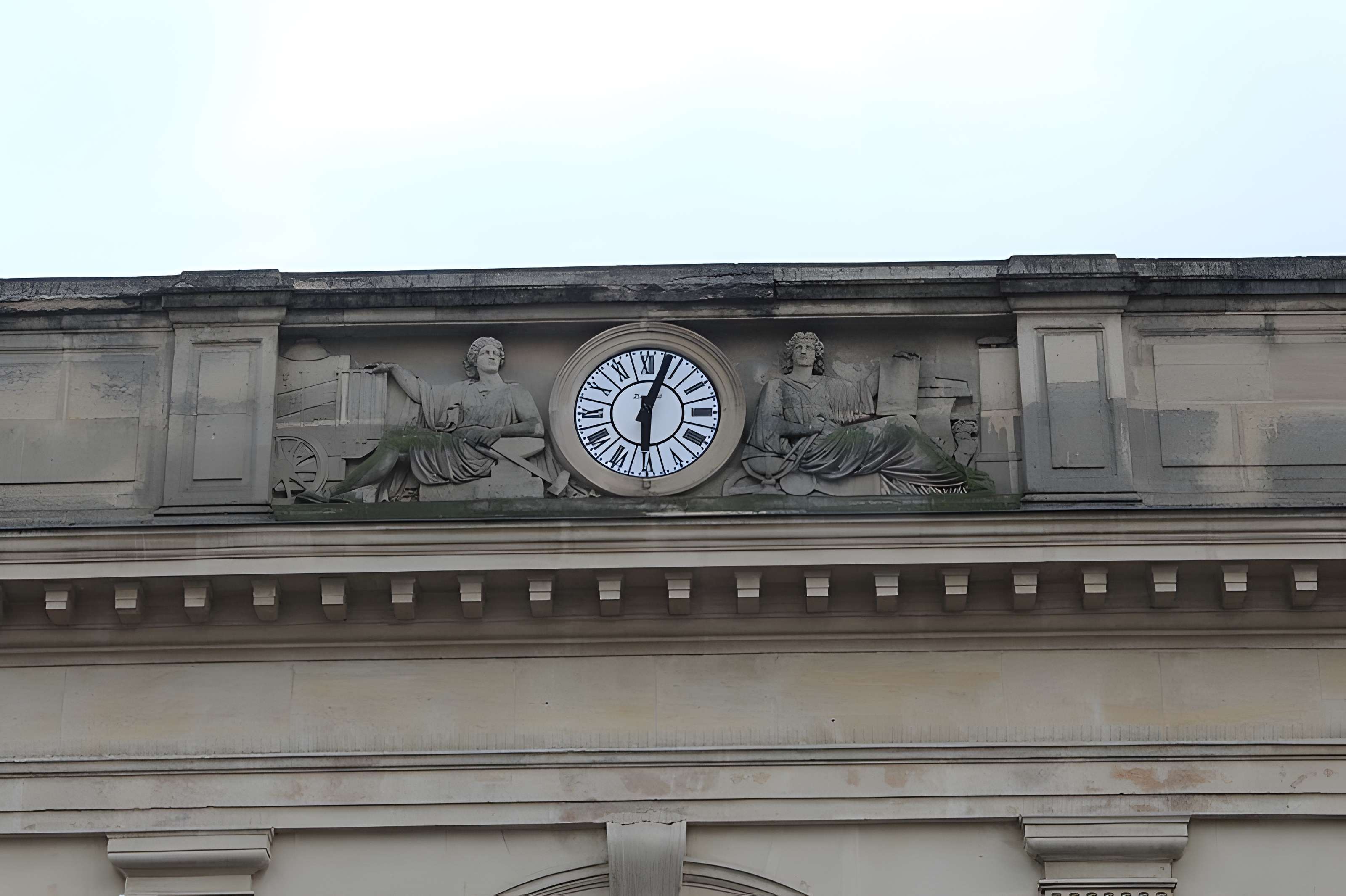 Gare Denfert-Rochereau, appelée anciennement Gare de Sceaux ou Embarcadère d'Enfert