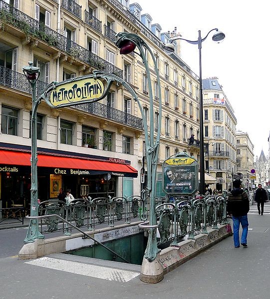 Photo de Édicule Guimard de la station Châtelet - Paris 1er