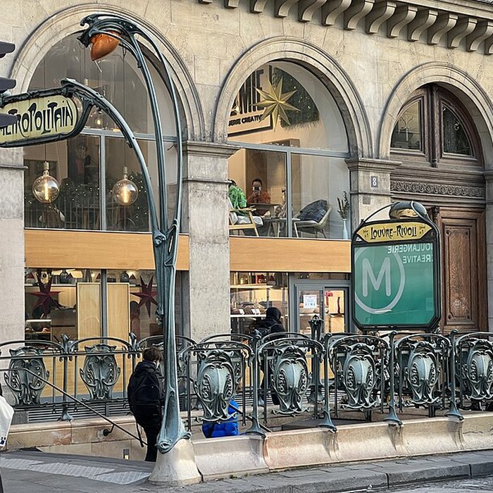 Photo de Édicule Guimard de la station Châtelet - Paris 1er