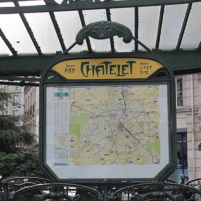 Photo de Édicule Guimard de la station Châtelet - Paris 1er