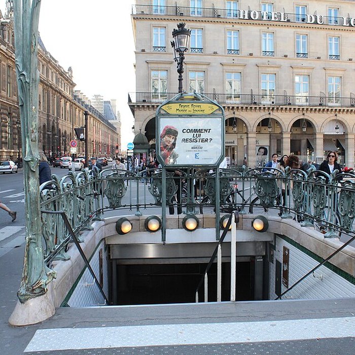 Photo de Édicule Guimard de la station Châtelet - Paris 1er