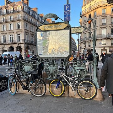 Édicule Guimard de la station Châtelet - Paris 1er