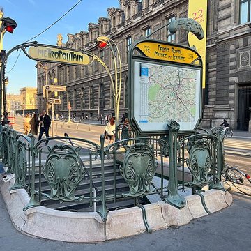 Édicule Guimard de la station Châtelet - Paris 1er