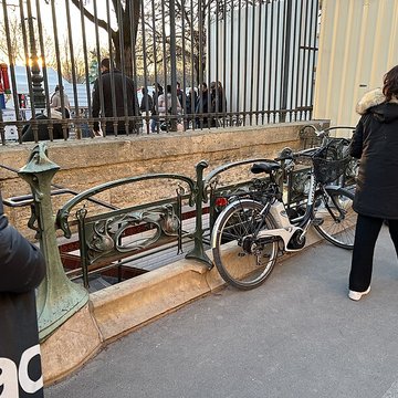 Édicule Guimard de la station Châtelet - Paris 1er