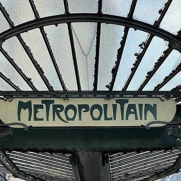 Édicule Guimard de la station Châtelet - Paris 1er