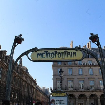 Édicule Guimard de la station Châtelet - Paris 1er