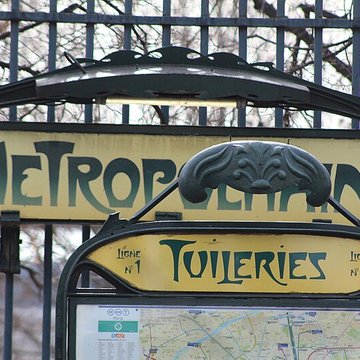 Édicule Guimard de la station Châtelet - Paris 1er