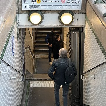 Édicule Guimard de la station Châtelet - Paris 1er