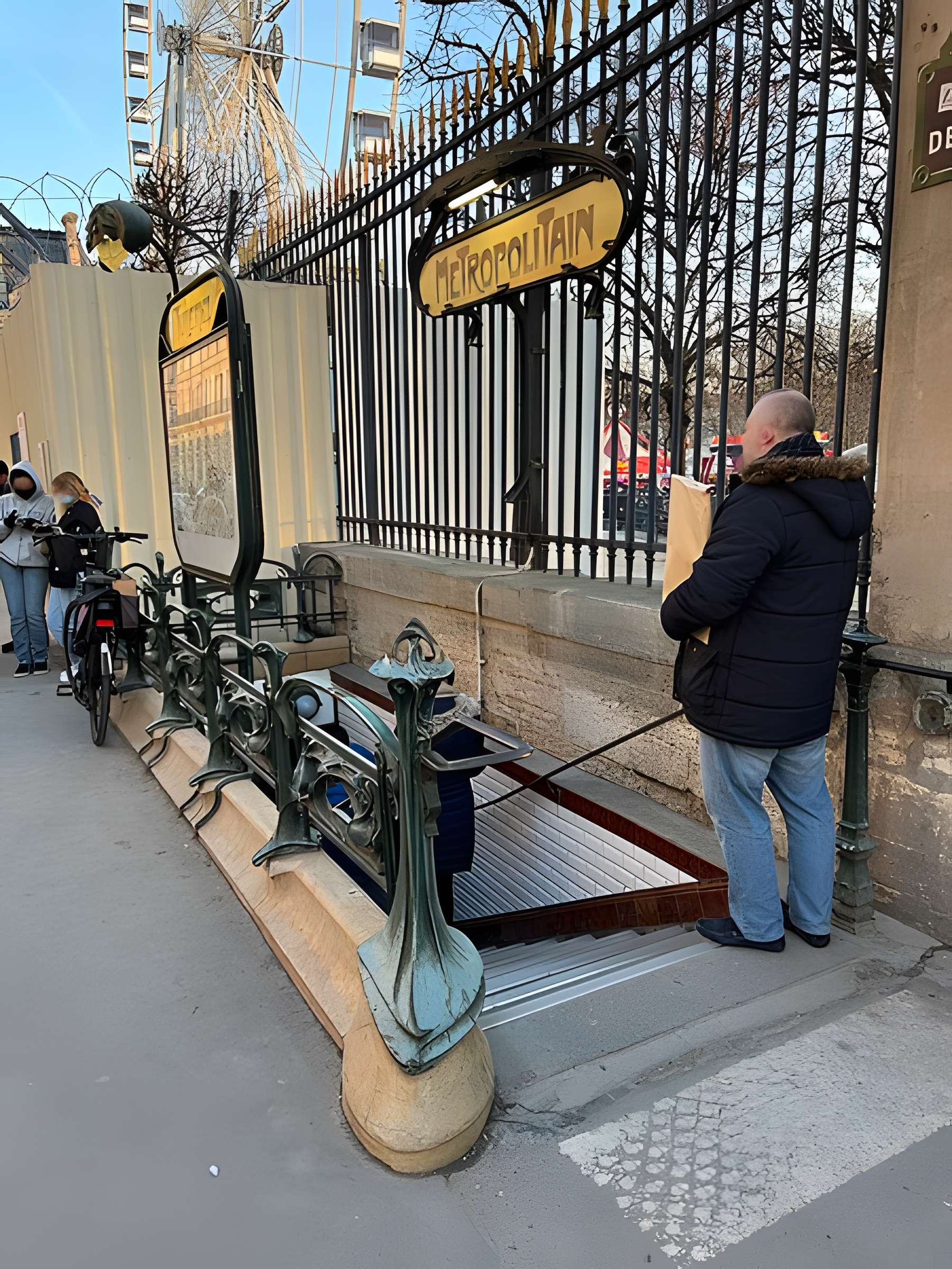 Édicule Guimard de la station Châtelet - Paris 1er