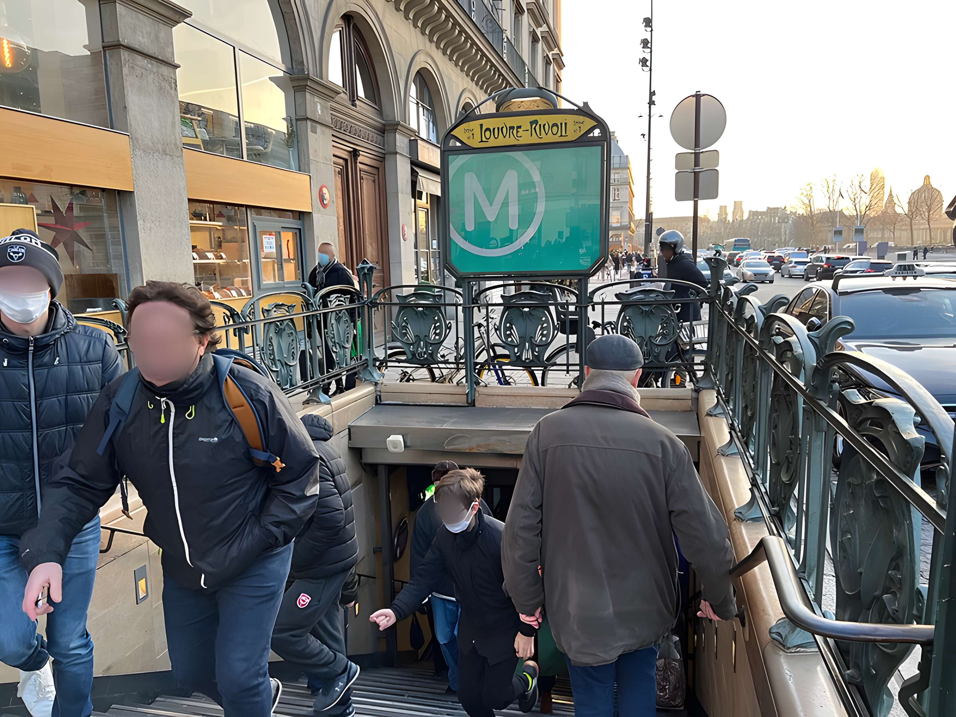 Édicule Guimard de la station Châtelet - Paris 1er