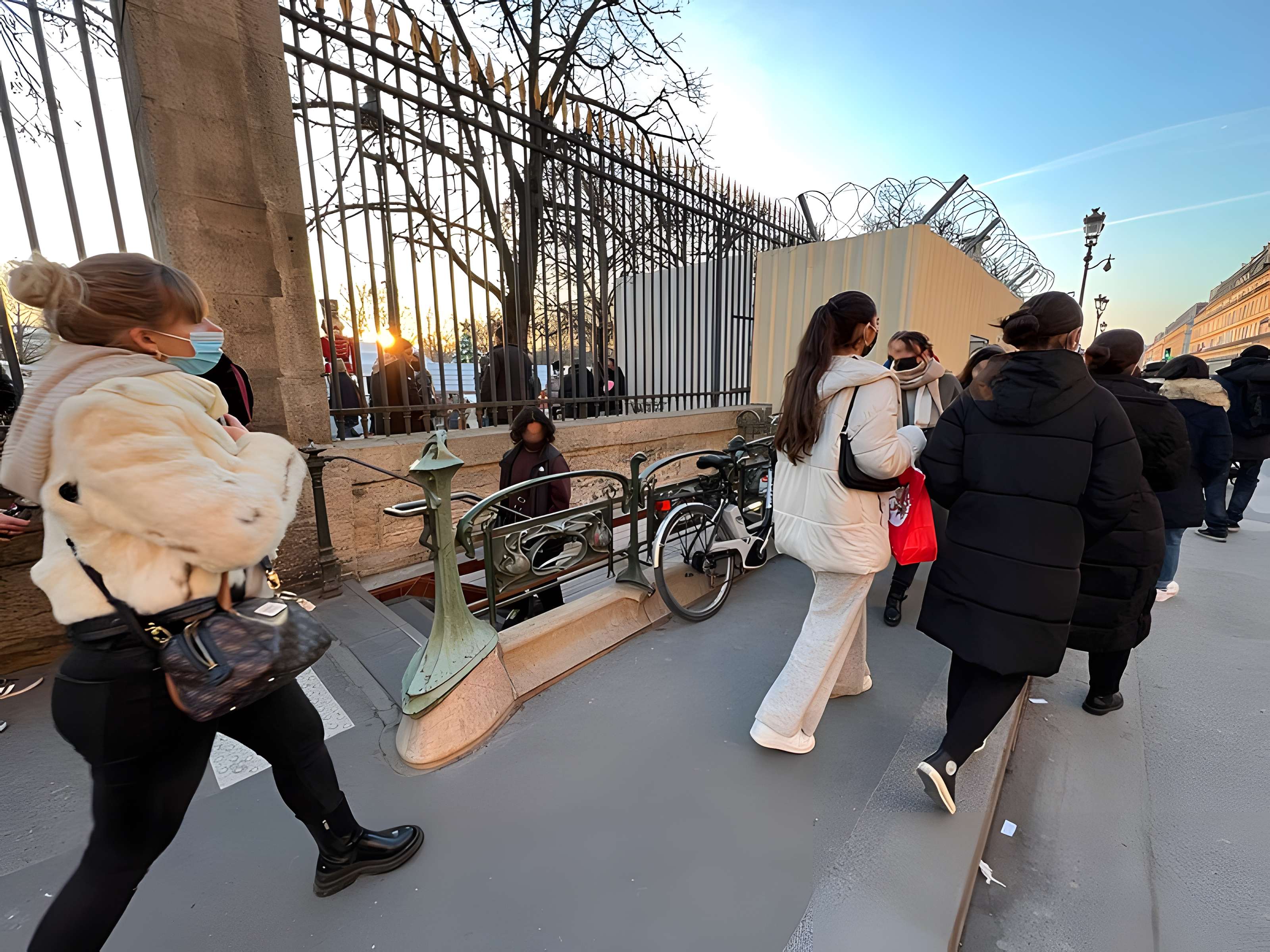 Édicule Guimard de la station Châtelet - Paris 1er