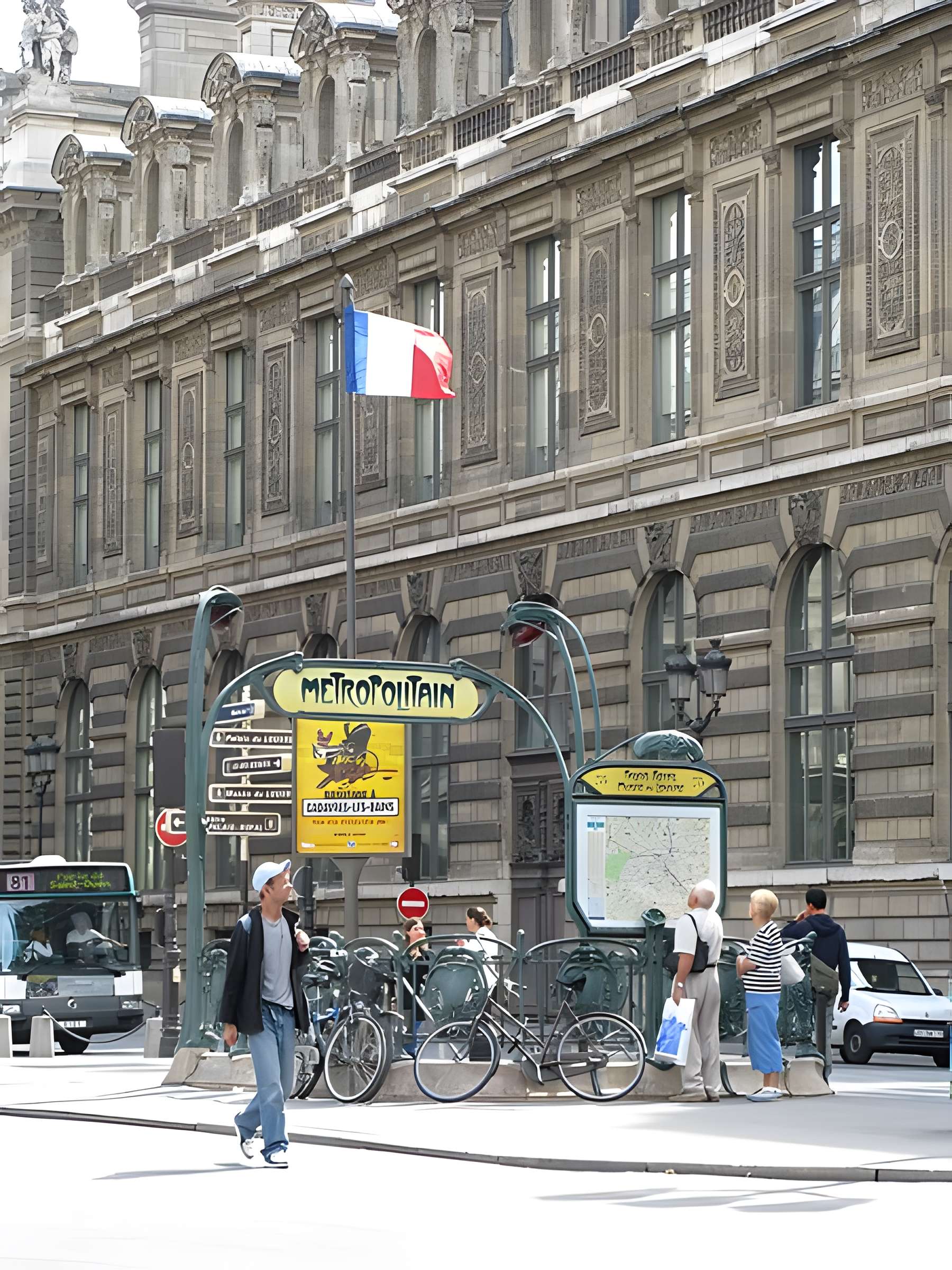 Édicule Guimard de la station Châtelet - Paris 1er