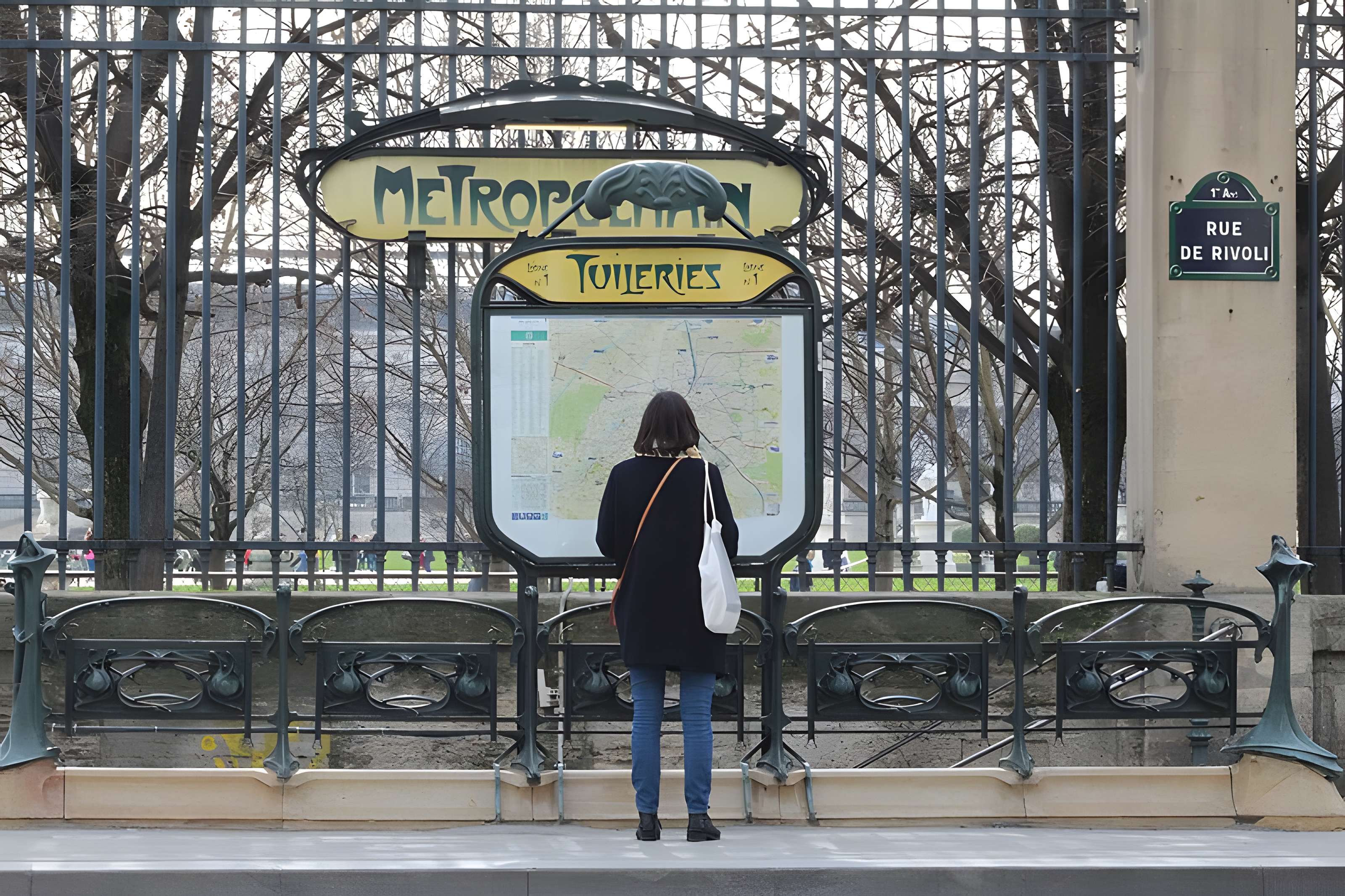 Édicule Guimard de la station Châtelet - Paris 1er