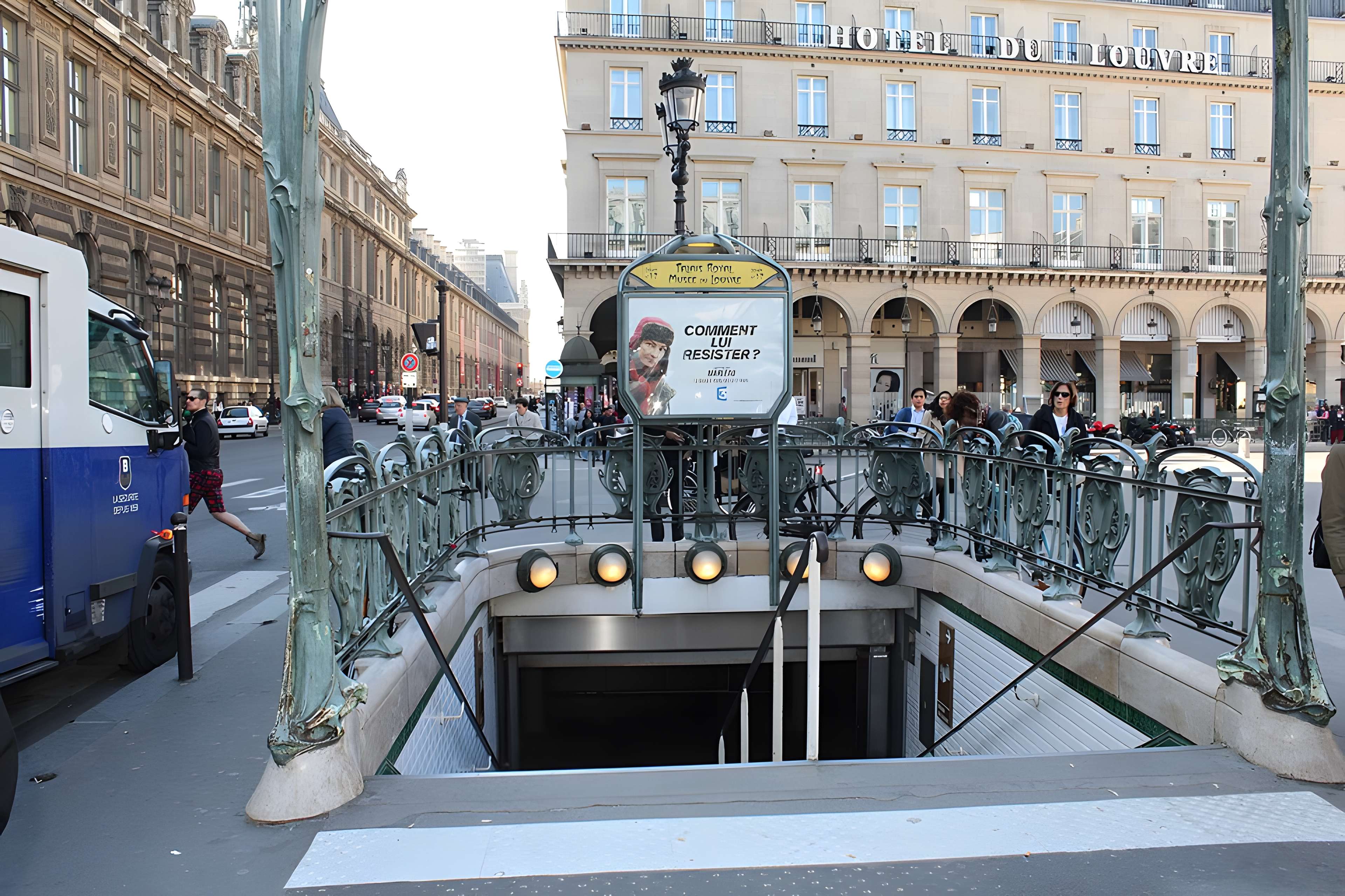 Édicule Guimard de la station Châtelet - Paris 1er