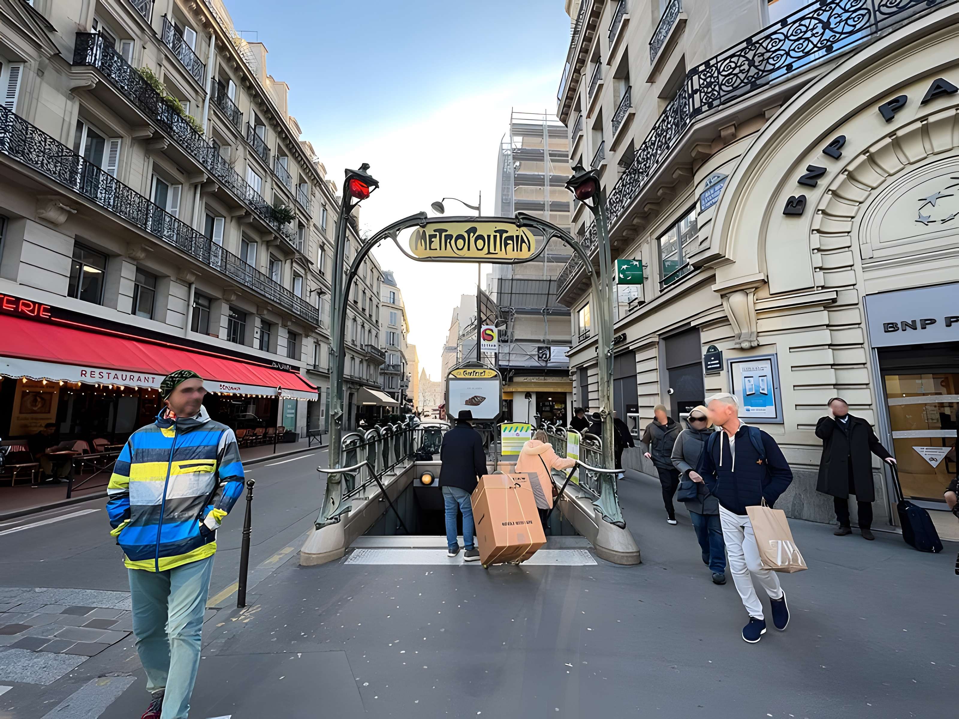 Édicule Guimard de la station Châtelet - Paris 1er