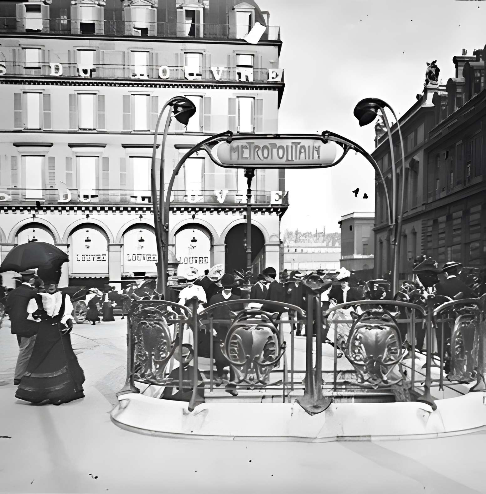 Édicule Guimard de la station Châtelet - Paris 1er