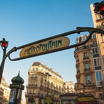 Édicule Guimard de la station Étienne-Marcel - Paris 1er
