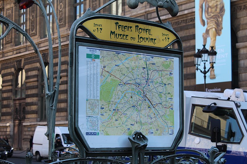Édicule Guimard de la station Palais-Royal - Paris 1er