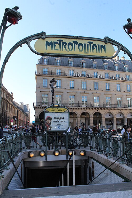 Édicule Guimard de la station Palais-Royal - Paris 1er