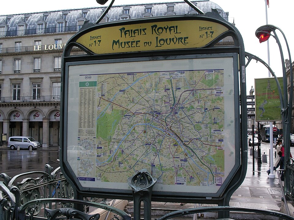 Édicule Guimard de la station Palais-Royal - Paris 1er