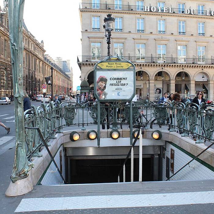 Photo de Édicule Guimard de la station Palais-Royal - Paris 1er