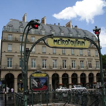 Édicule Guimard de la station Palais-Royal - Paris 1er