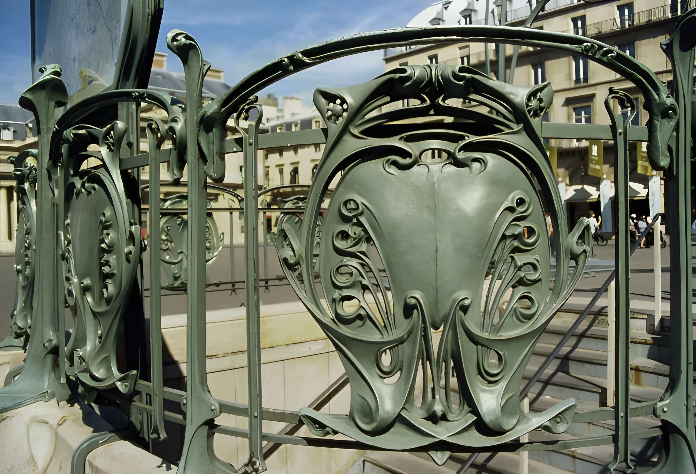 Édicule Guimard de la station Palais-Royal - Paris 1er 