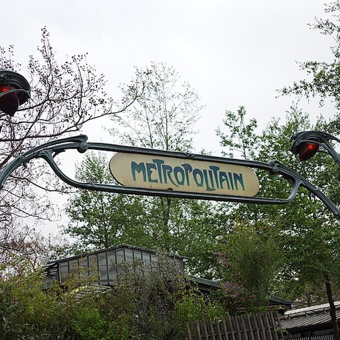 Photo de Édicule Guimard de la station Cité - Paris 4ème