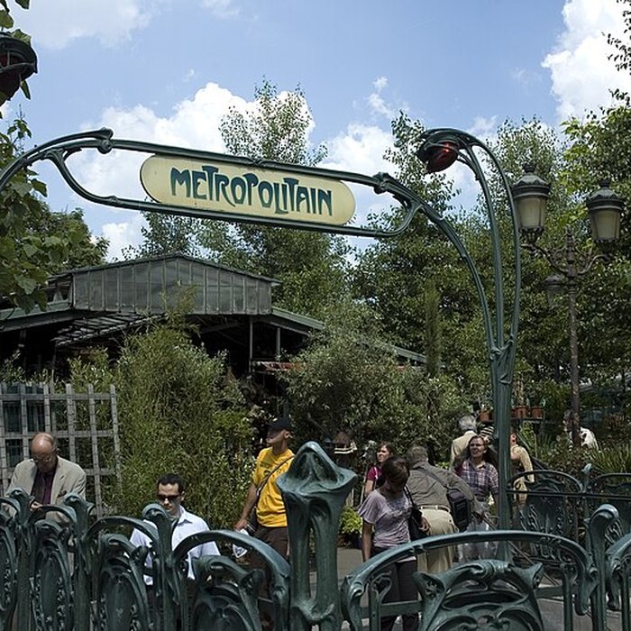 Photo de Édicule Guimard de la station Cité - Paris 4ème