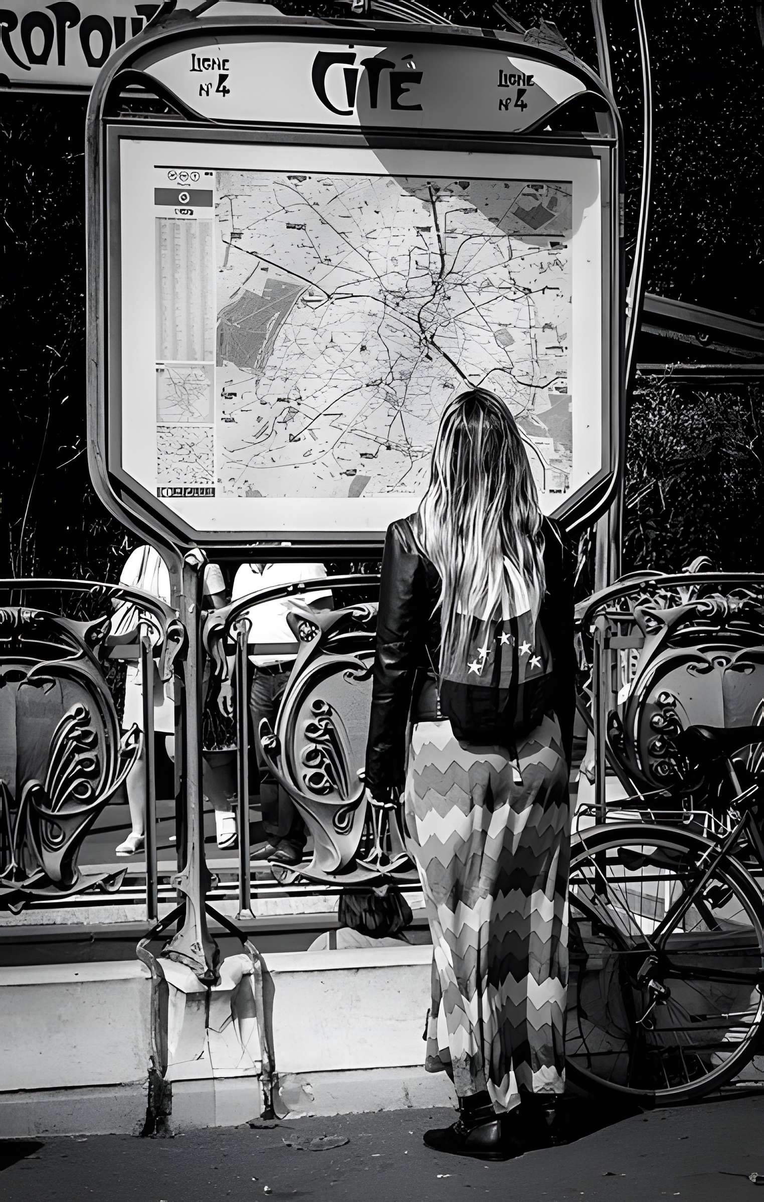 Édicule Guimard de la station Cité - Paris 4ème