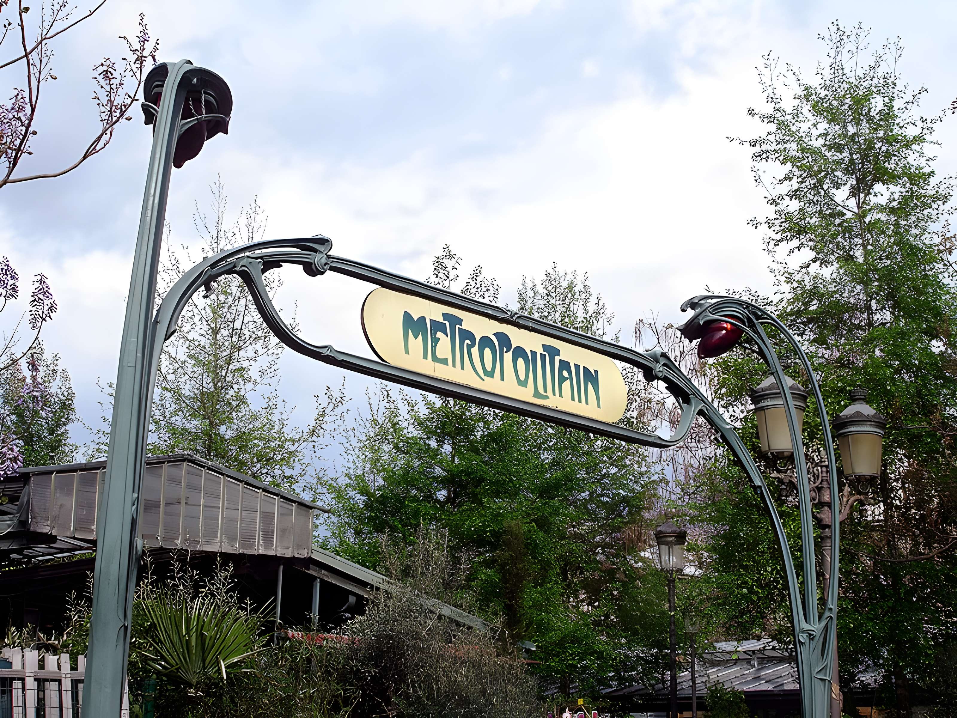 Édicule Guimard de la station Cité - Paris 4ème