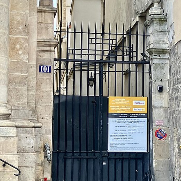 Photo de Lycée Charlemagne ancienne maison professe des Jésuites